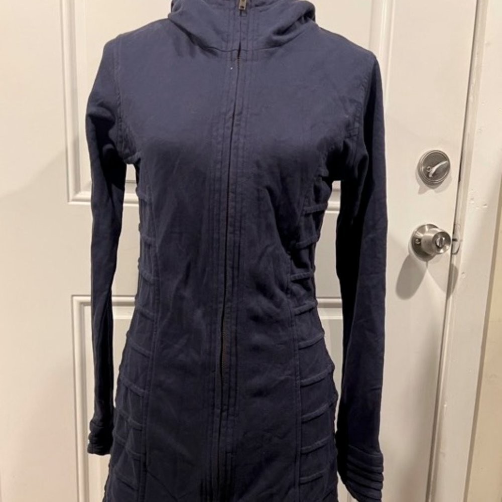 Verillas Nepko Hoodie Dress: Handmade organic cotton